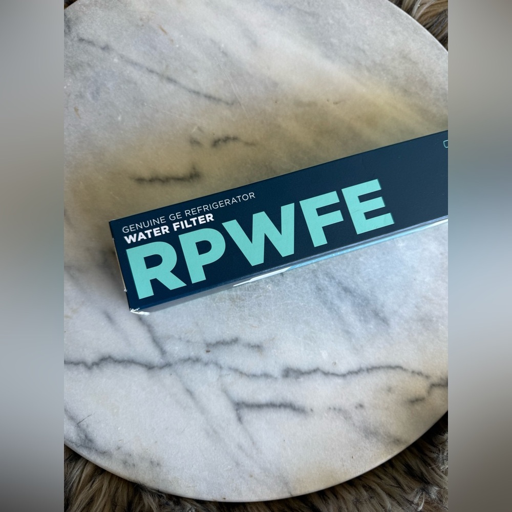 GE RPWFE Refrigerator Water Filter - Picture 9 of 14